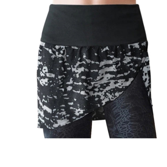 NWT Booty Shawl - Picture 1 of 6